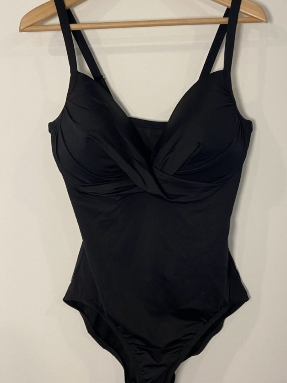 NWOT Lands' End Bathing Suit Swim One Piece Black Size 16 Long New